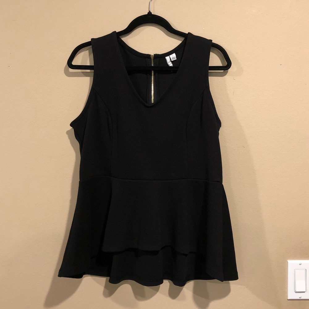 ELLE black blouse